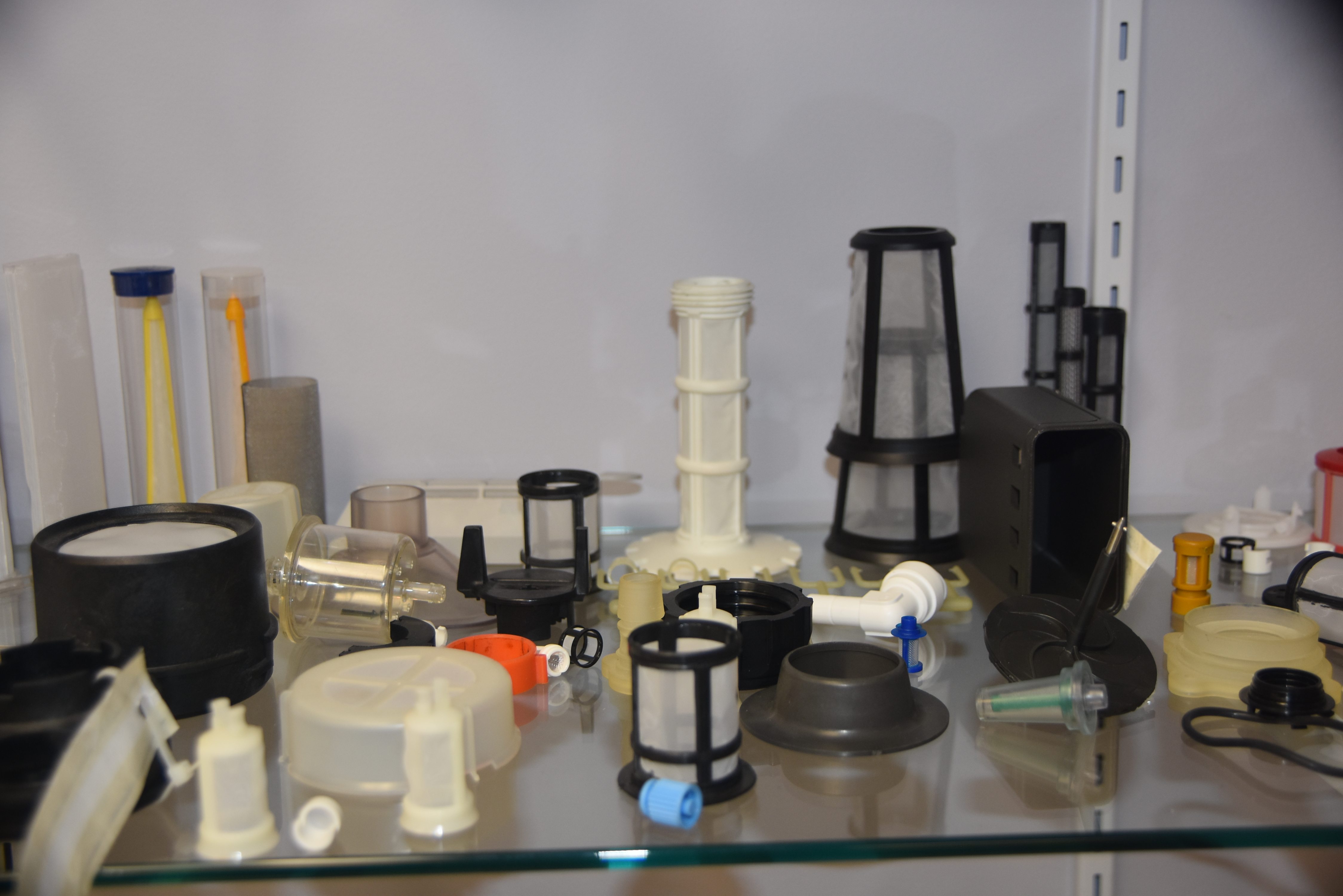 Engineering Resins Plastic Injection Molder Finished Parts Plastic